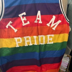 Team pride tank top